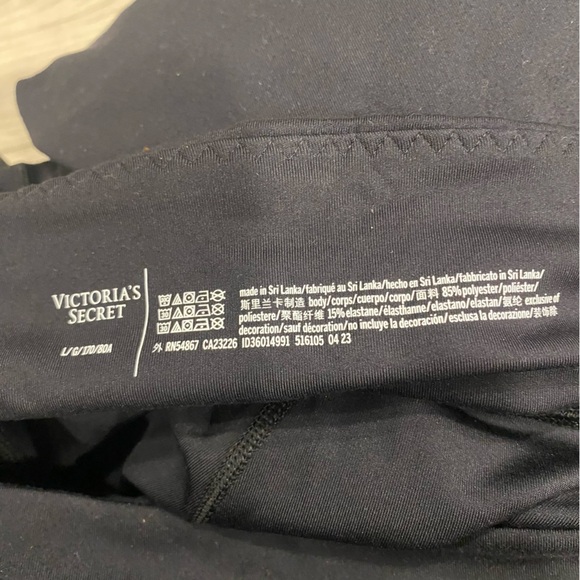 New Victoria Secret Women's Black Athletic Shorts, Women Pocket shorts, Size L‎ - Picture 10 of 10